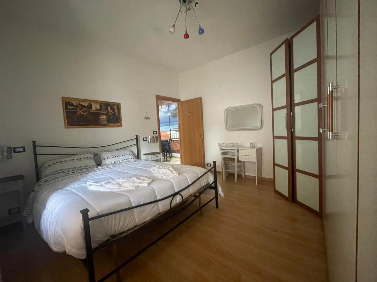 Casa Di Roberta Apartment Passoscuro Luaran gambar
