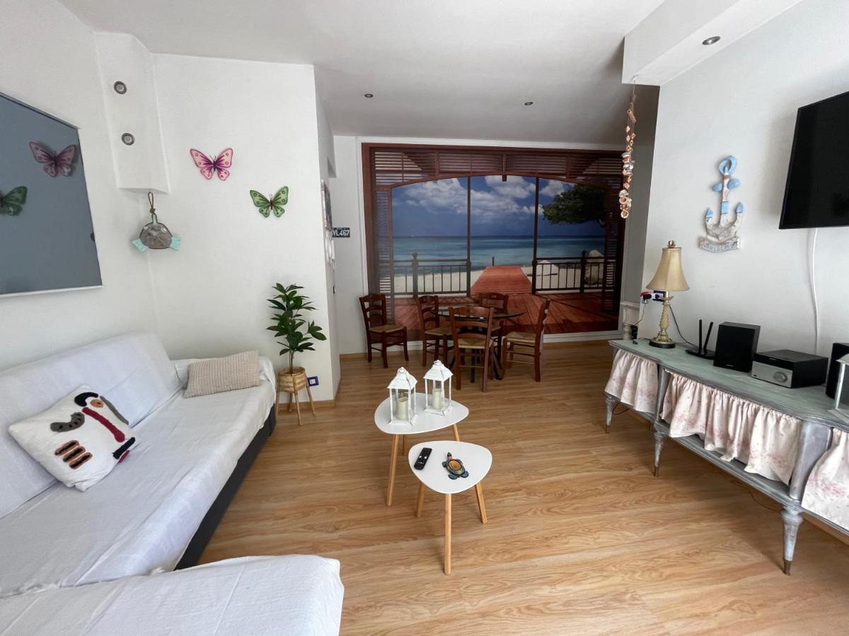 Casa Di Roberta Apartment Passoscuro Luaran gambar